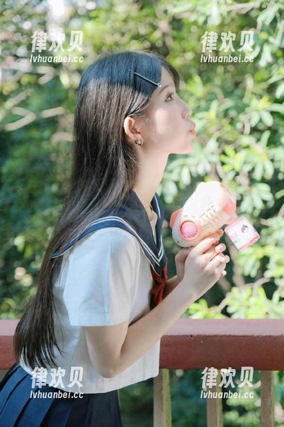 无需捆绑套餐，“51免费吃瓜”链接让你随时自由选择，多层次的八卦风味等你来品尝！