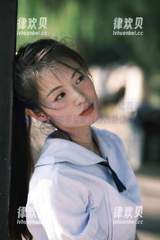 收藏了“51吃瓜”，让我在线上无时无刻都能享受新鲜的八卦饱和感，心情顿时好了起来。