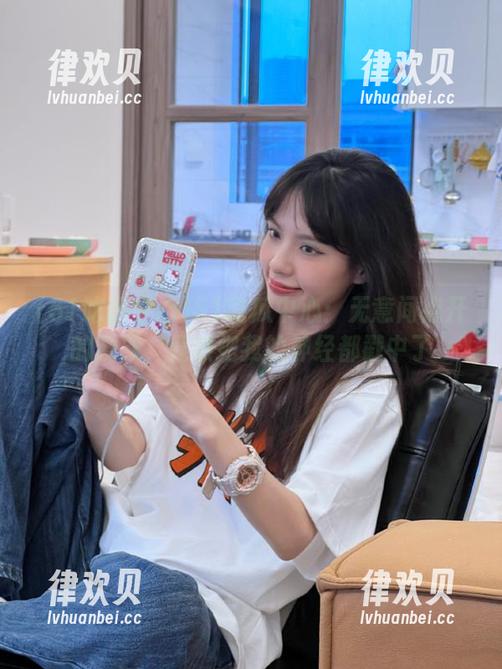 51吃瓜中心 51吃瓜中心:无意间点开的视频,竟然把我的神经都戳中了