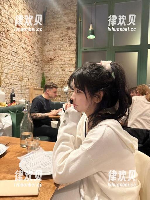 坐稳了，‘56吃瓜’带你穿越黑料迷宫，永不迷路哦！