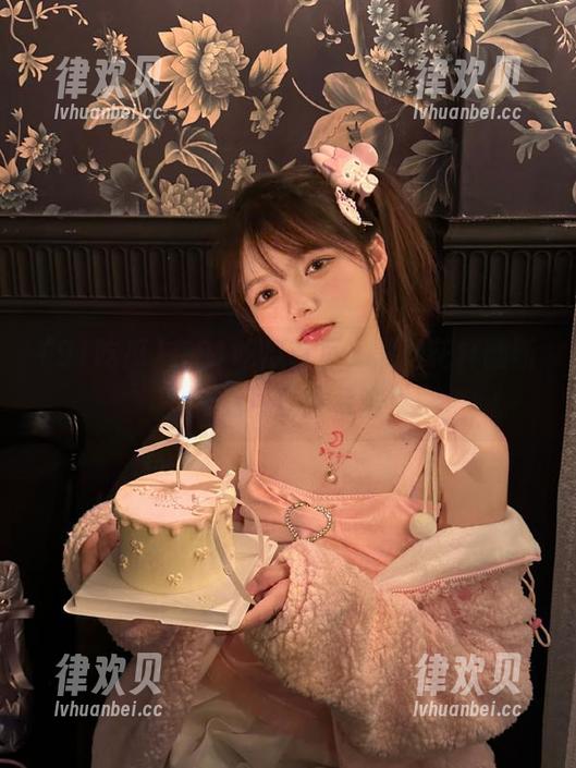 91吃瓜 在91吃瓜首页,黑料花样翻新,不看可就吃亏啦!