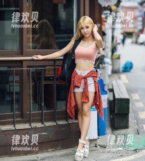 每次刷hlw的视频时，我都想去捏捏那一众激烈反应的面孔。