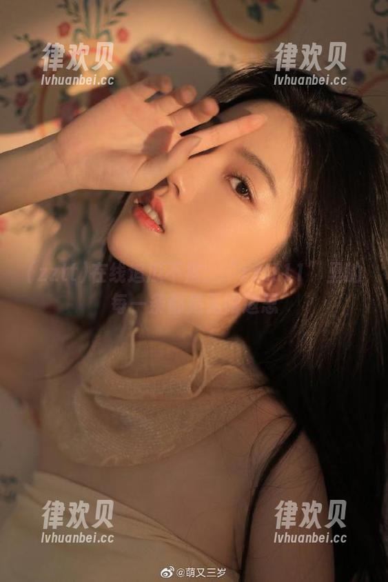在线追瓜不累：“zztt11”里的每一条都是无限遐思
