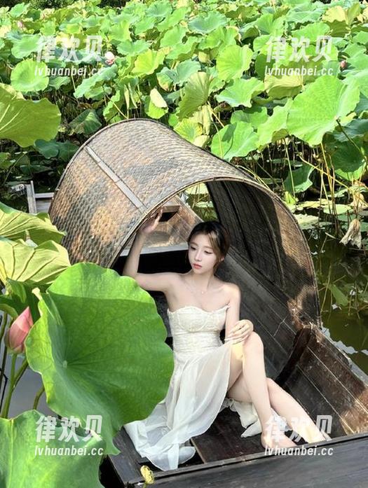 九一吃瓜 九一吃瓜:这份永久黑料,竟然藏在那瓶矿泉水里?