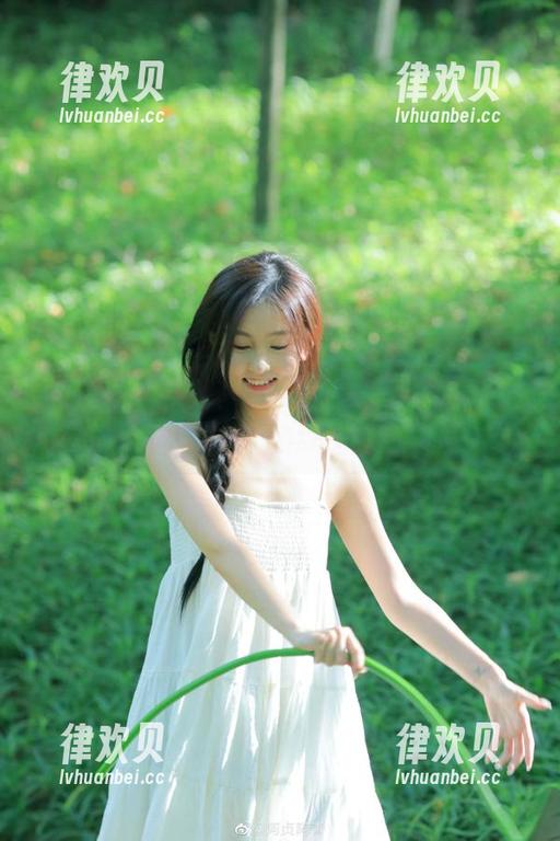首页风波：吃瓜不打烊，瓜皮背后的趣事持续加温中……