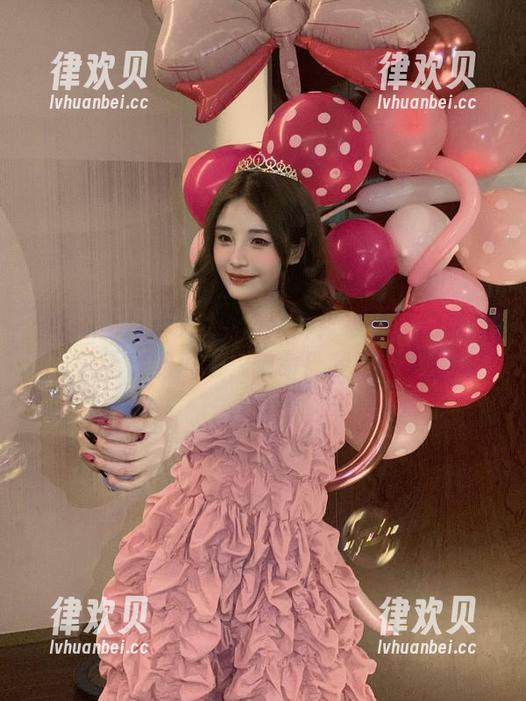 吃瓜不打烊：被传送门吸进了无底的瓜海，救命！我迷路了！