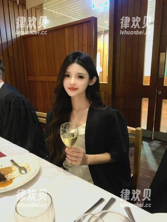 吃瓜网 吃瓜网:朝阳的八卦就在你的网页上流淌