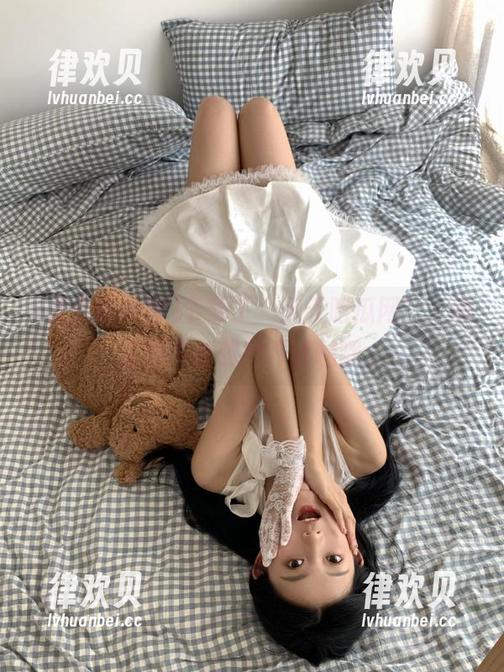 下载了“天天吃瓜网”，真是忍不住想炸开嘿嘿嘿。