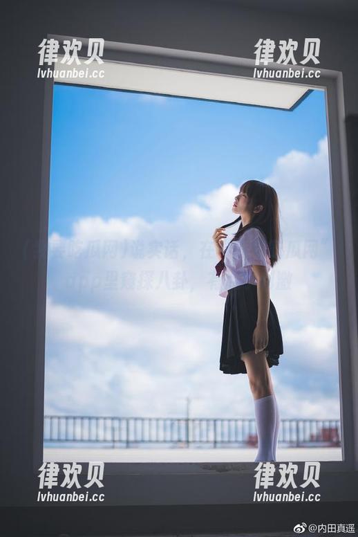 说实话，在“我要吃瓜网”app里窥探八卦，有点小刺激