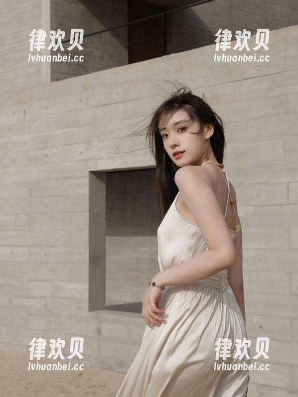 你试过明星黑料网的网址吗？像盗版电影院的黑料，在线看果然爽！