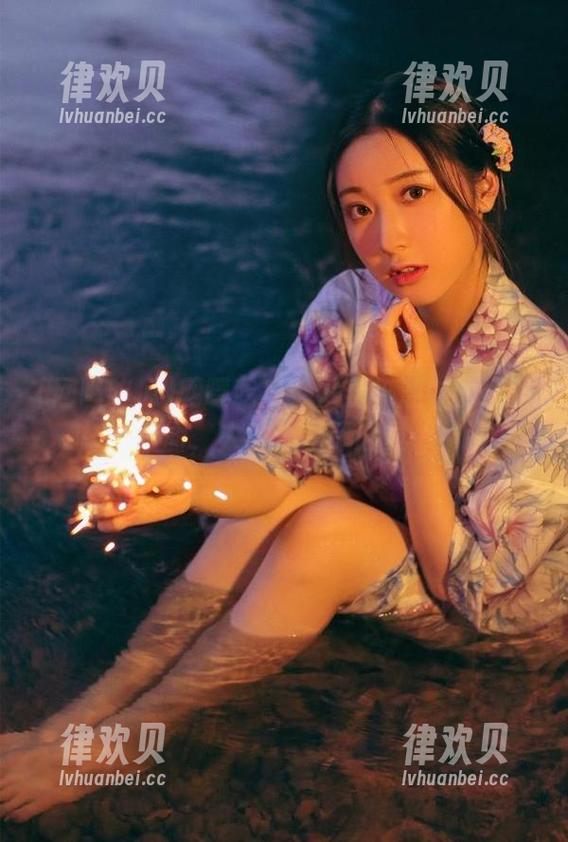 网曝吃瓜 网曝吃瓜:八卦热潮中的线路图,人人都是评论员