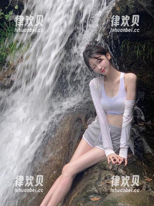 网曝黑料 吃瓜驱动的疯狂!网曝黑料网站上的国产吃瓜之旅