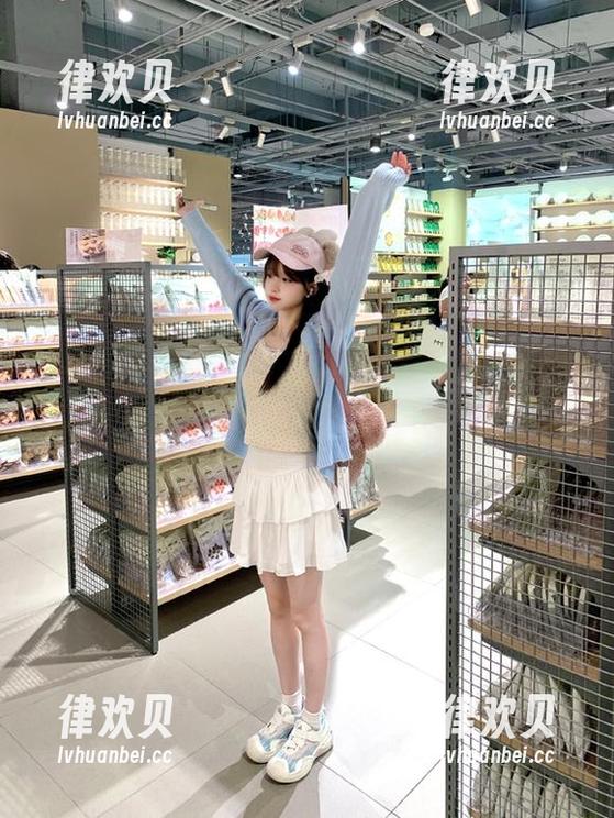 留着泡面，冲着永久黑料不打烊的微博看热闹去！