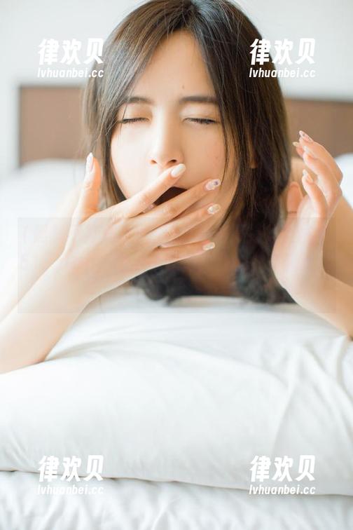 “黑料不打烊正能量51”app，吃瓜不吃肉，我的饮食新选择！