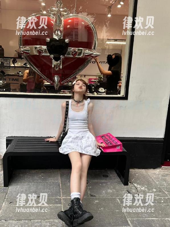 哎哟，黑料社更新了新的独家爆料，心脏受不了！